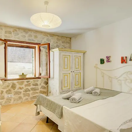 Casa rural La Coma
